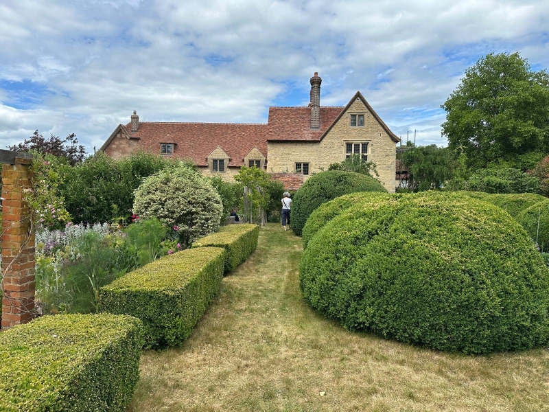 Wheatley Manor